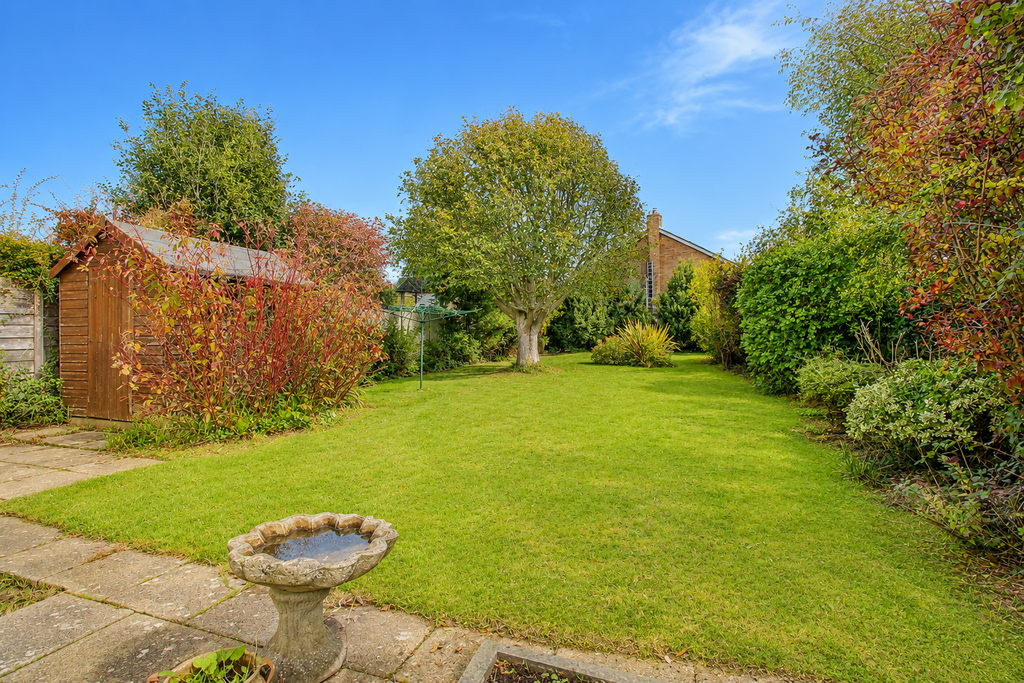 Property photo 3 of 27