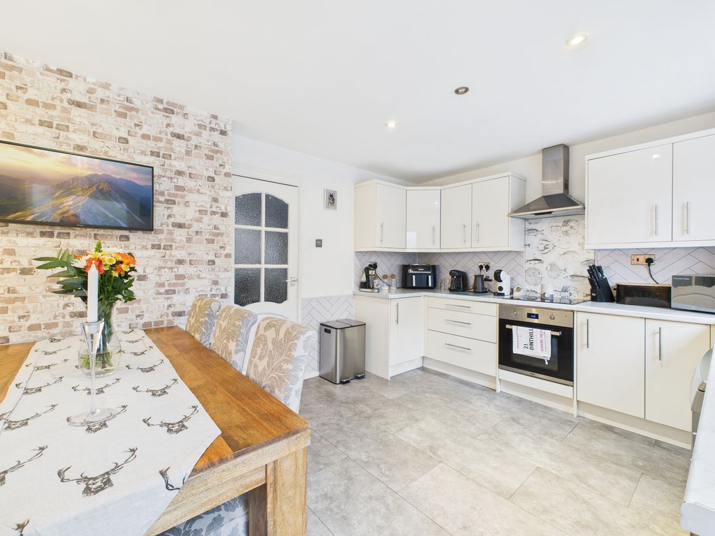 Property photo 3 of 24 Photo 5