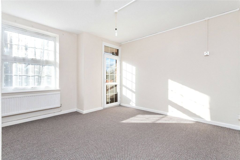 Property photo 1 of 12 Picture No. 08