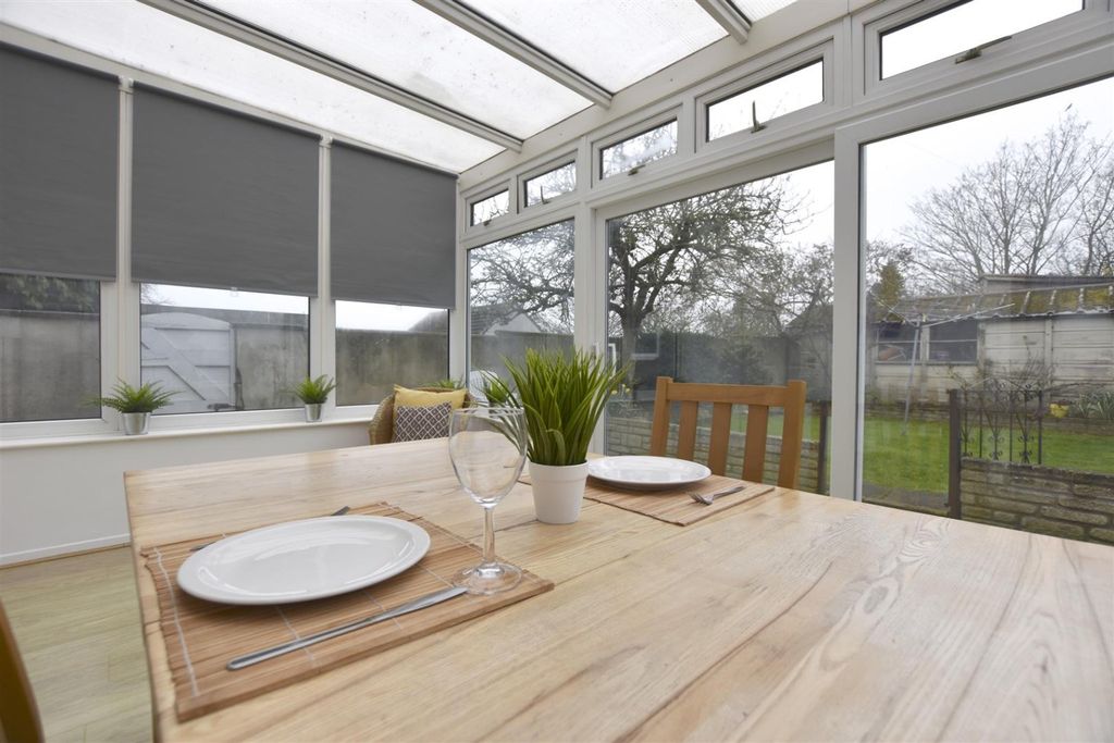Property photo 3 of 25 4190333
