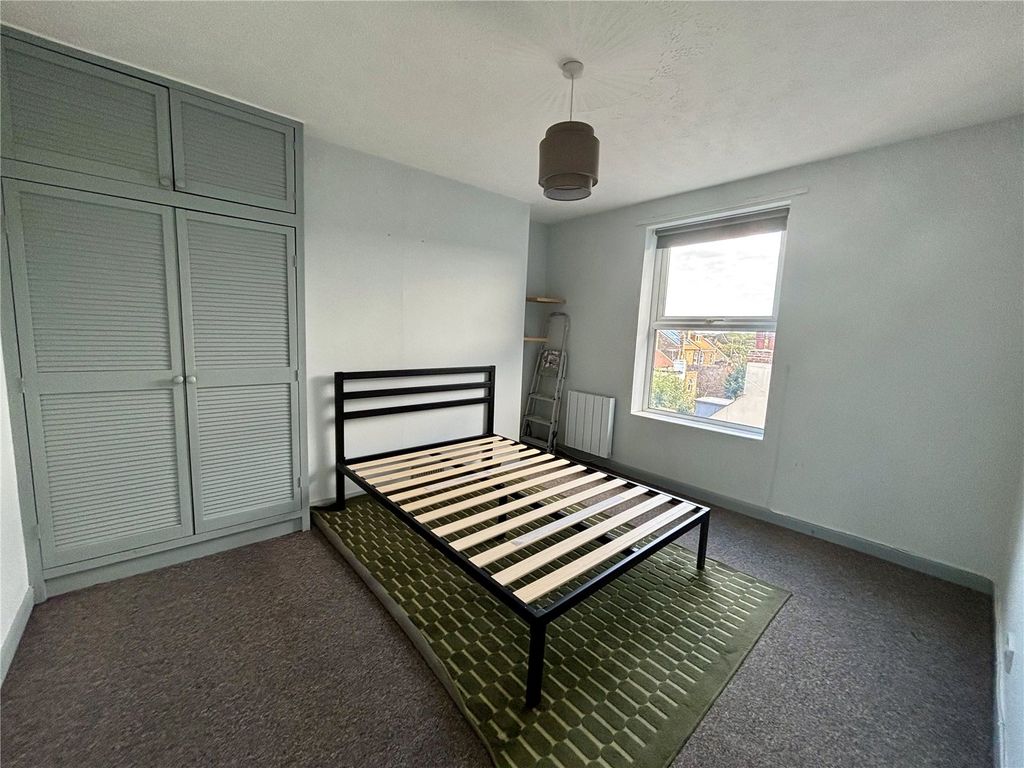 Property photo 1 of 9 Picture No. 11