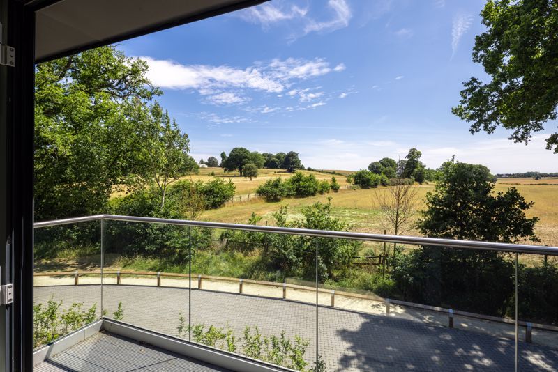 Property photo 1 of 20 Photo 7