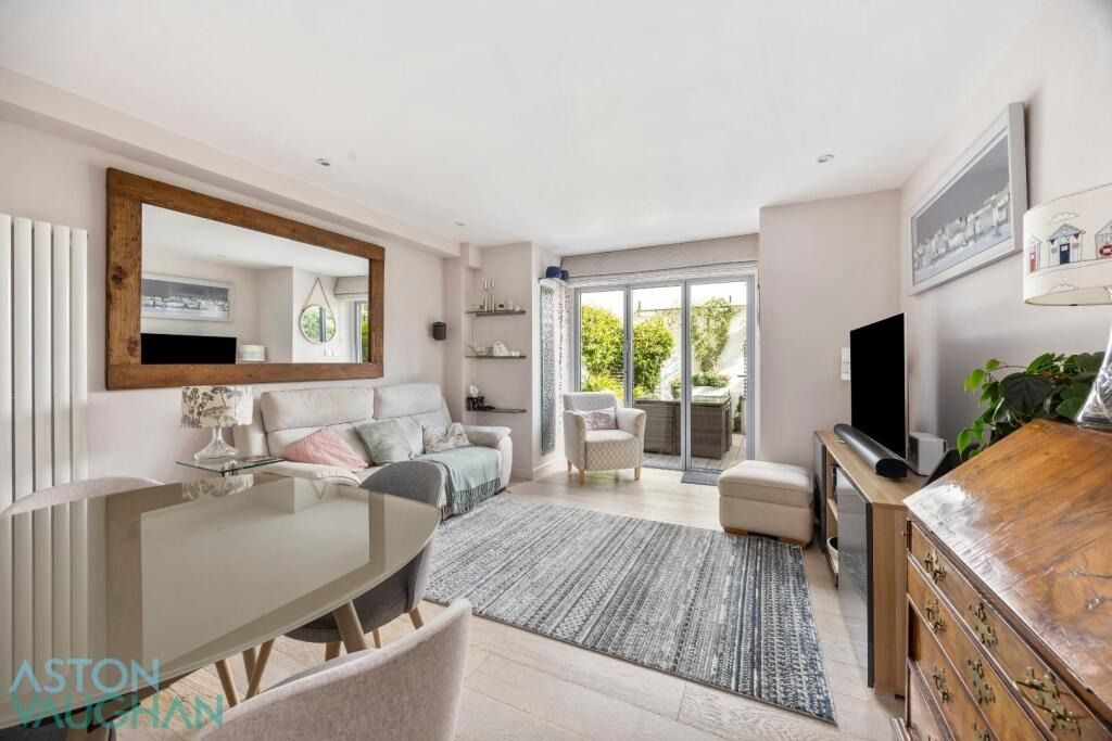 Property photo 2 of 26 4553761