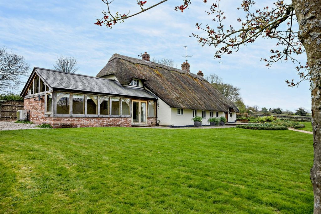 Property photo 1 of 24 Picture No. 27