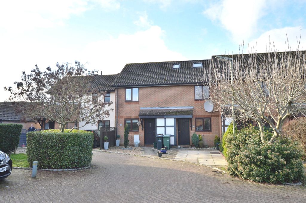 Property photo 1 of 10 Front Aspect