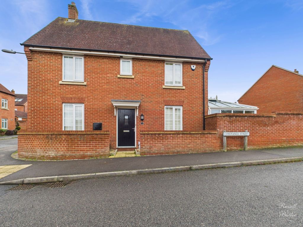 Property photo 1 of 20 Constance St Front