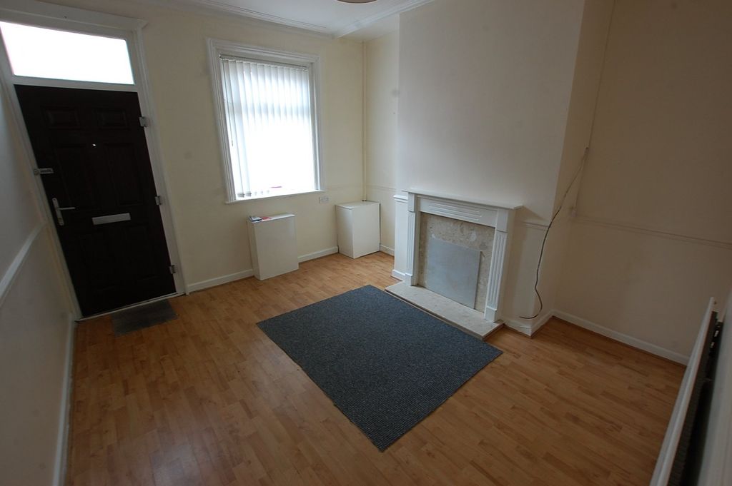 Property photo 2 of 8 Picture No. 01