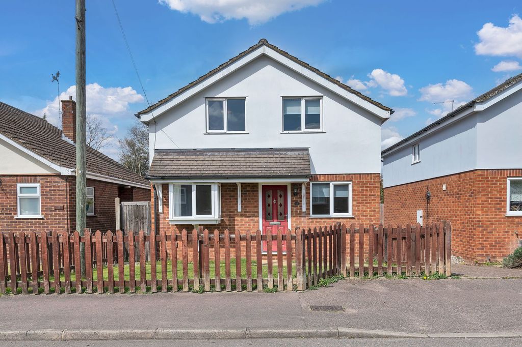 Property photo 1 of 28