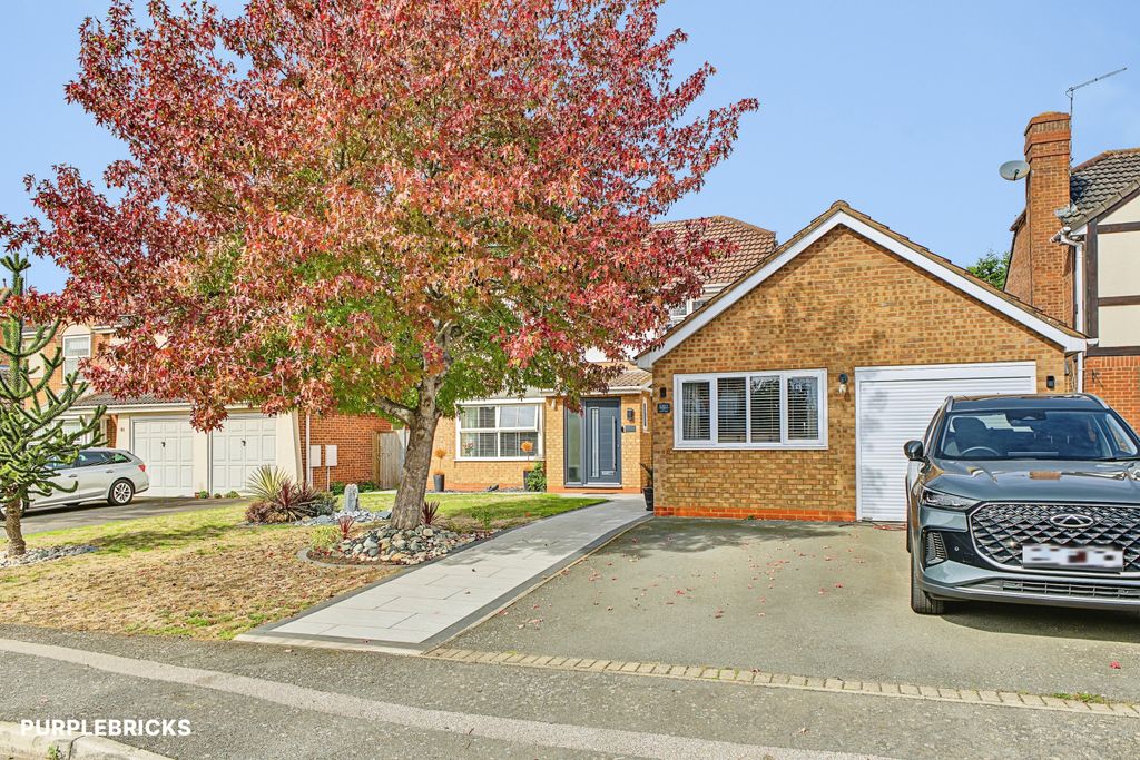 Property photo 3 of 40
