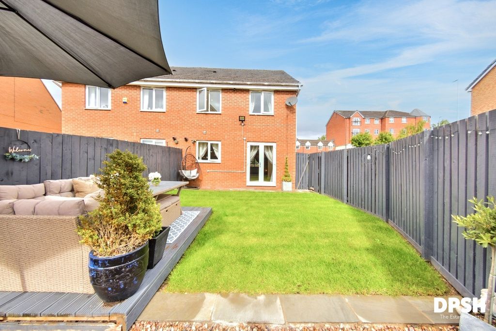 Property photo 1 of 35