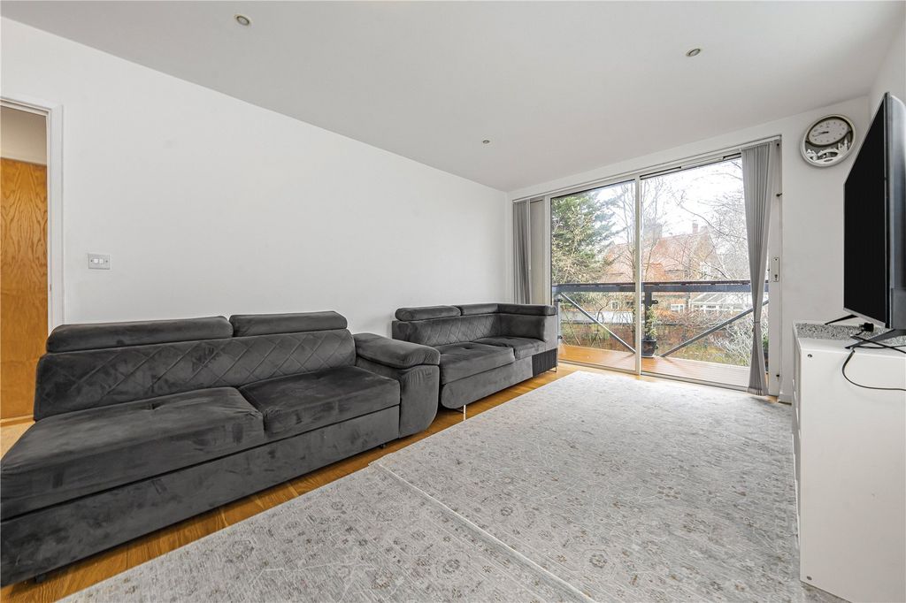 Property photo 3 of 10 Picture No. 10