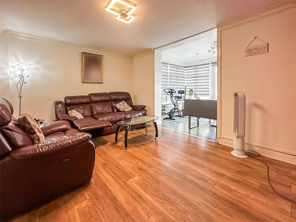Property photo 2 of 12 Picture No. 12