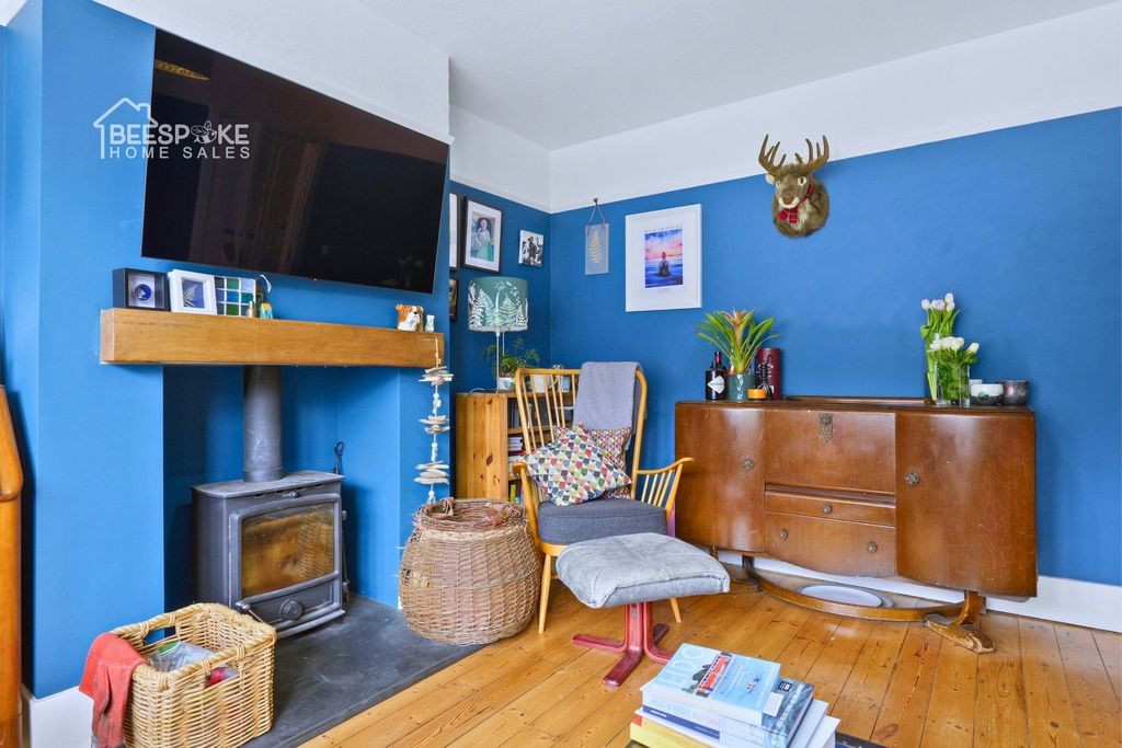 Property photo 3 of 29