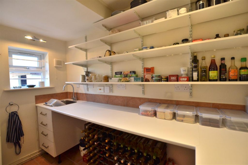 Additional image 12 of 4 bed detached house for saleFoxwood, Ancells Farm, Fleet GU51