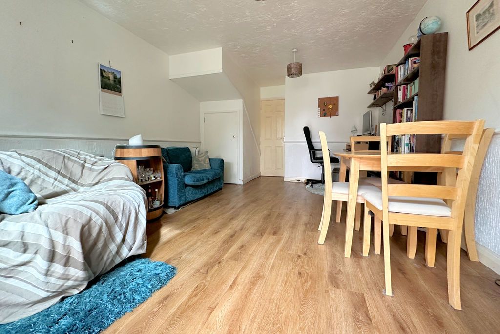 Property photo 2 of 11 Lounge/Dining Room