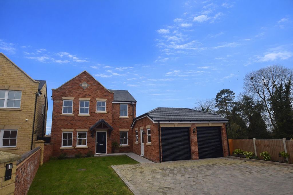 Property photo 1 of 20 Front Of Property Extra.Png