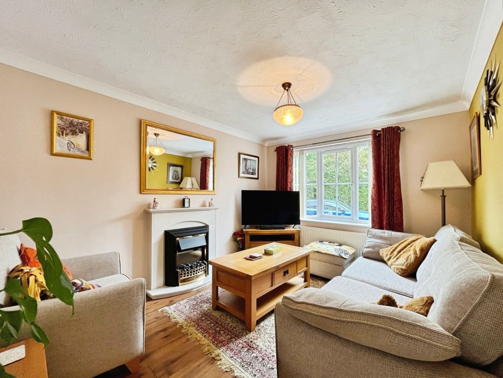 Property photo 2 of 36 3960355