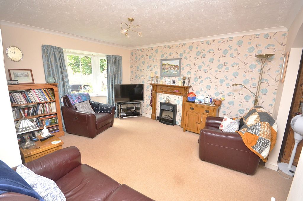 Property photo 2 of 28 Picture No. 53