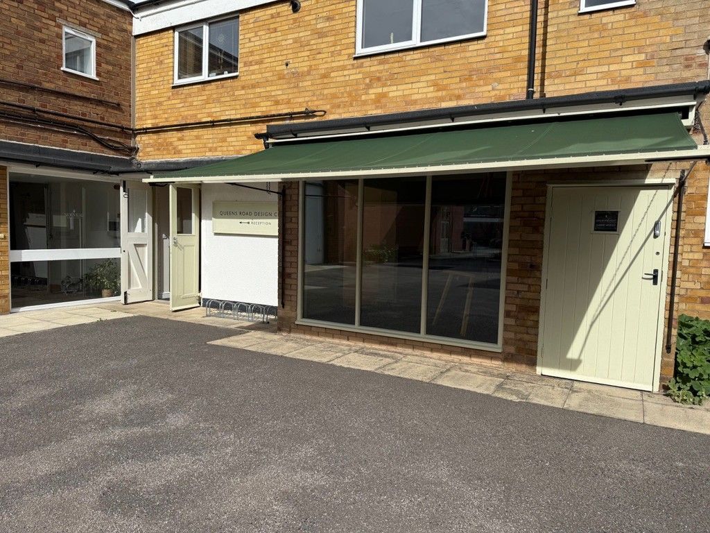 Property photo 1 of 4 Photo 4