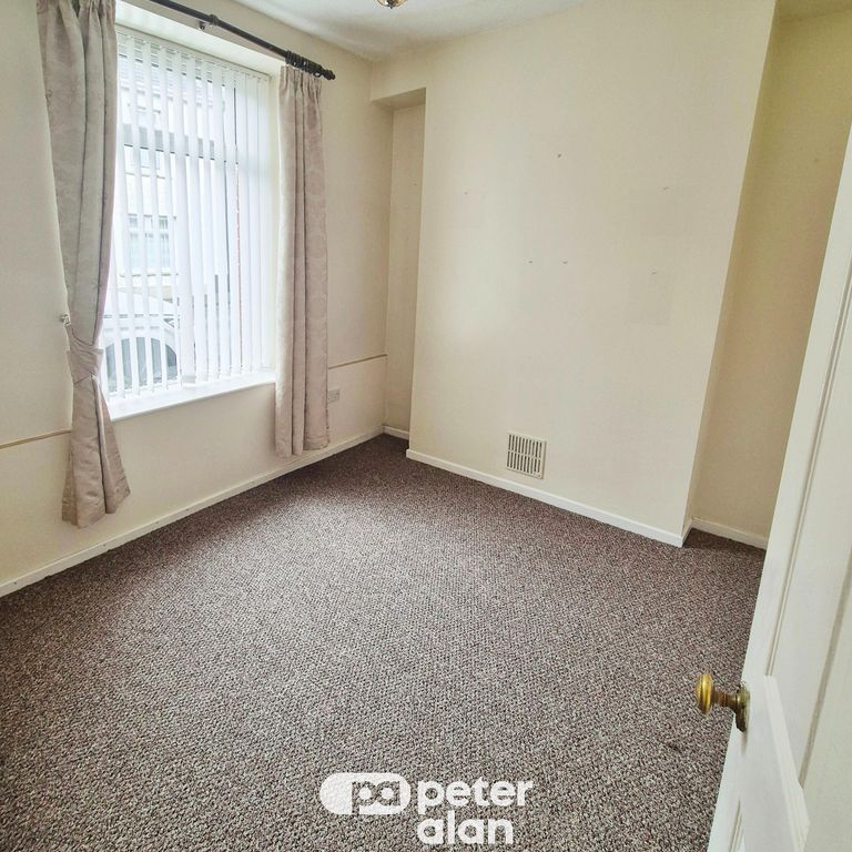 Property photo 3 of 12 Image