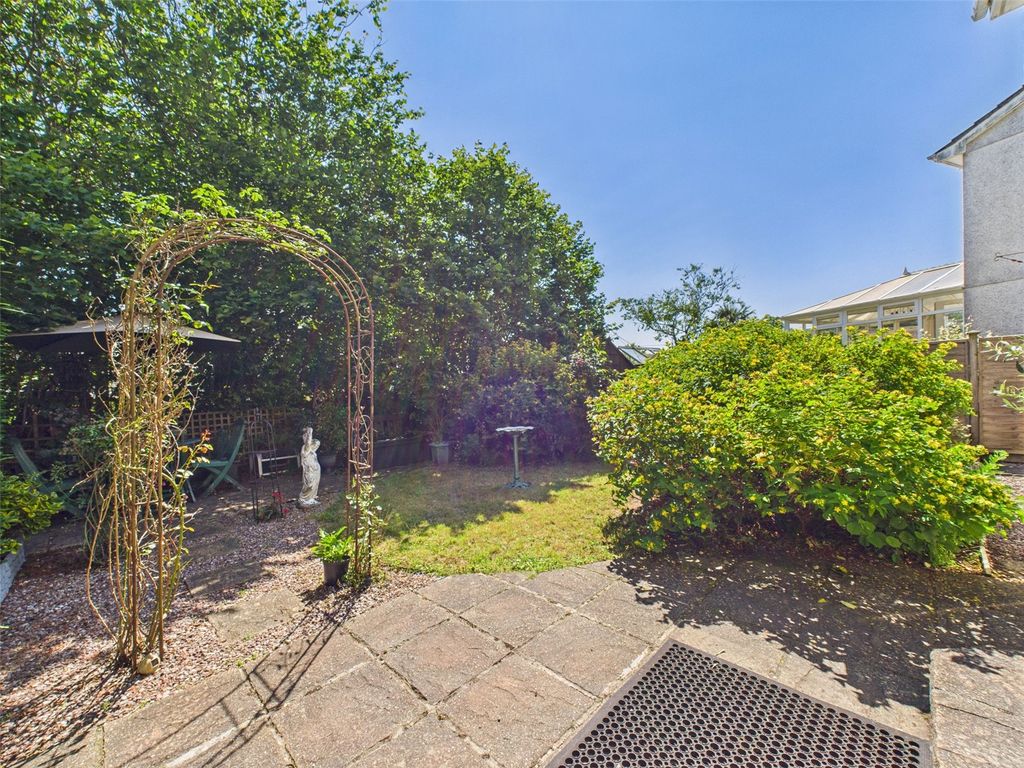 Property photo 3 of 17 Picture No. 32