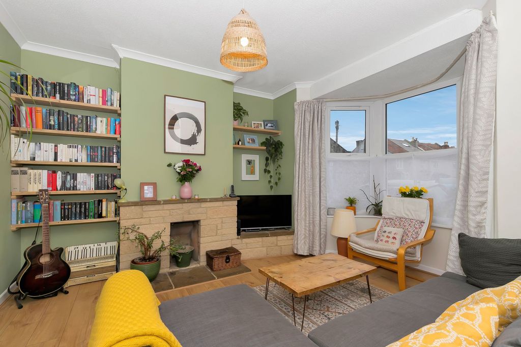 Property photo 1 of 21