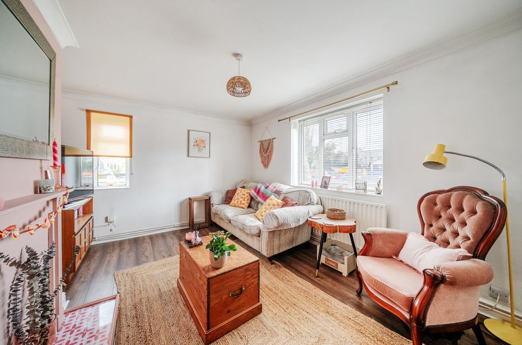 Property photo 2 of 19 1430933-5-69B7Fa1...