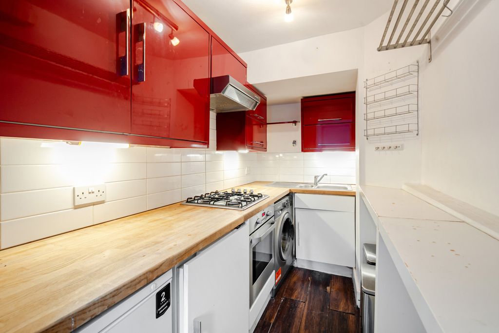 Property photo 2 of 13 Kitchen