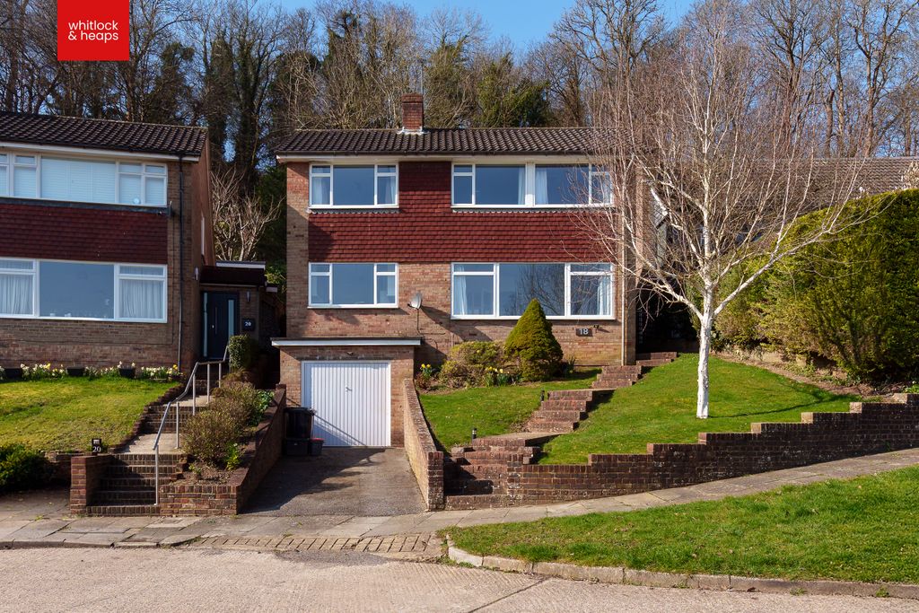 Property photo 1 of 18