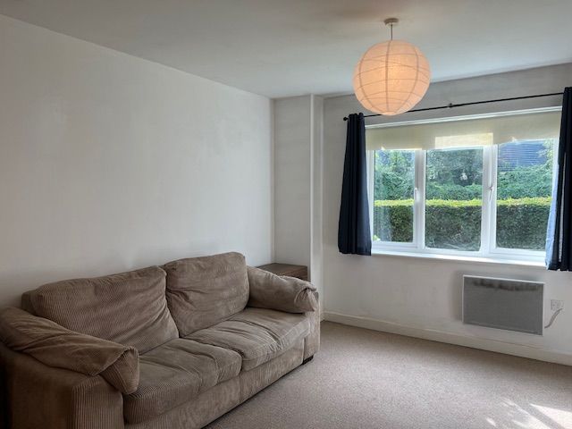 Property photo 3 of 5 Reception Room