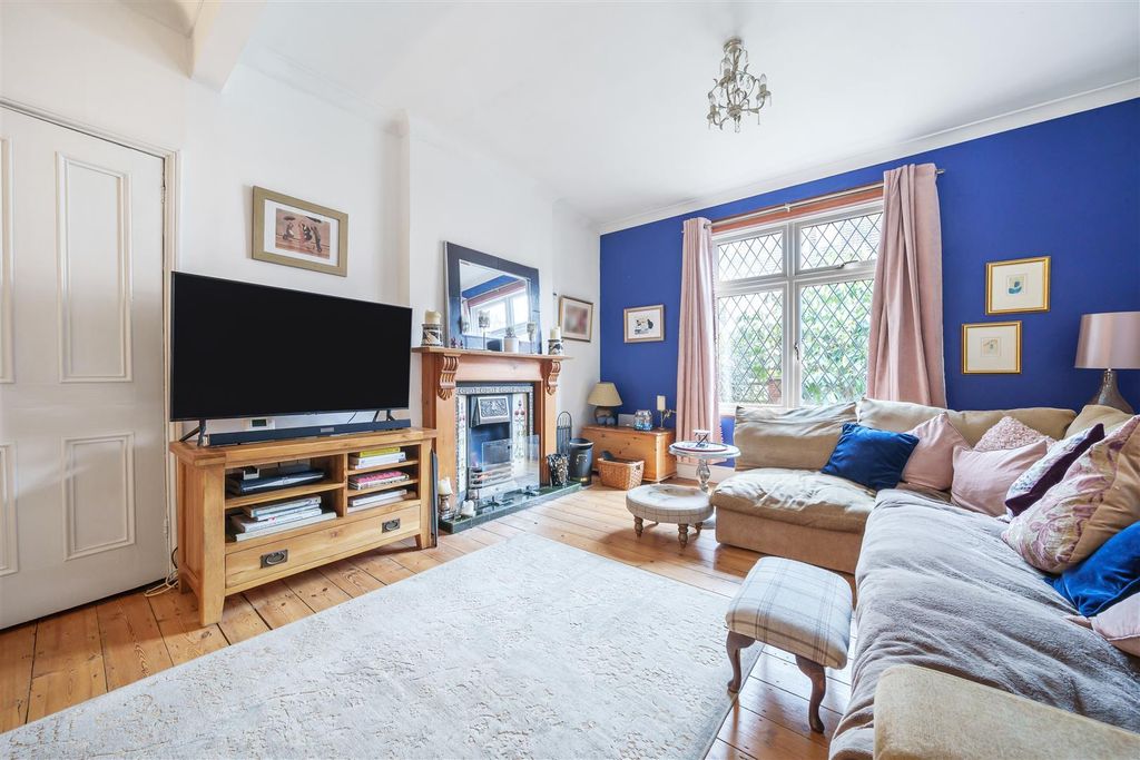 Additional image 8 of 4 bed detached house for saleForest Road, Crowthorne, Berkshire RG45