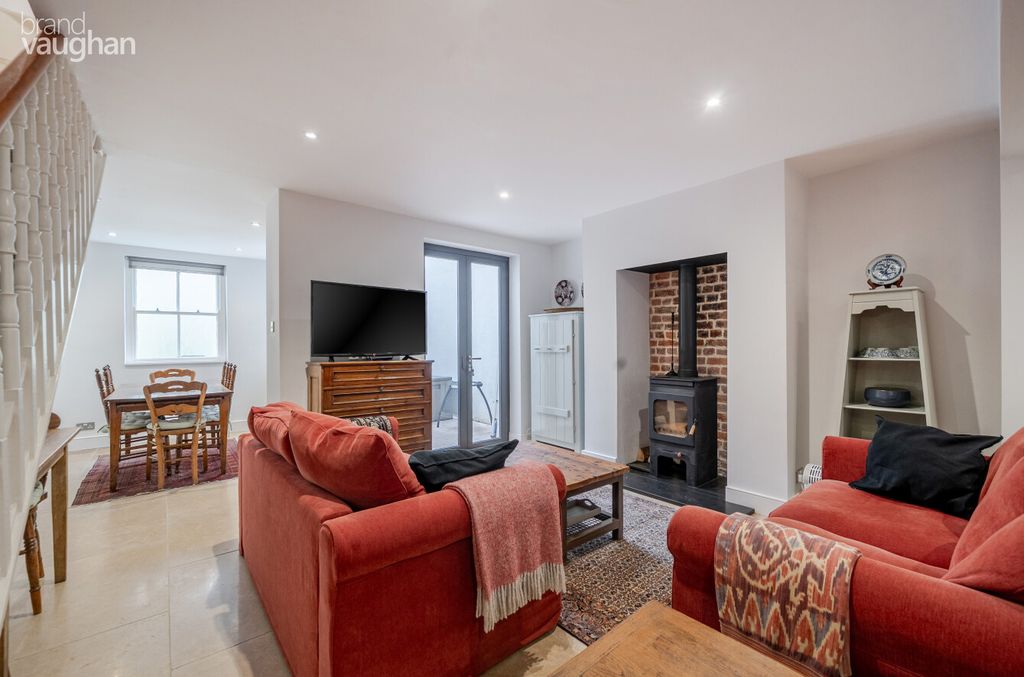 Property photo 2 of 19 39A7Ed90-3A3F-481...