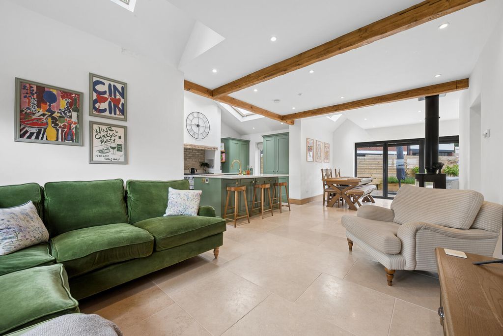Property photo 2 of 52 Family Kitchen/Living &amp; Dining