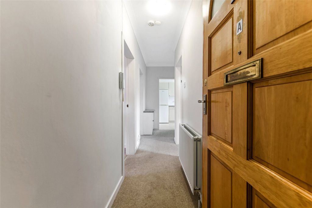 Property photo 2 of 22 Picture 2