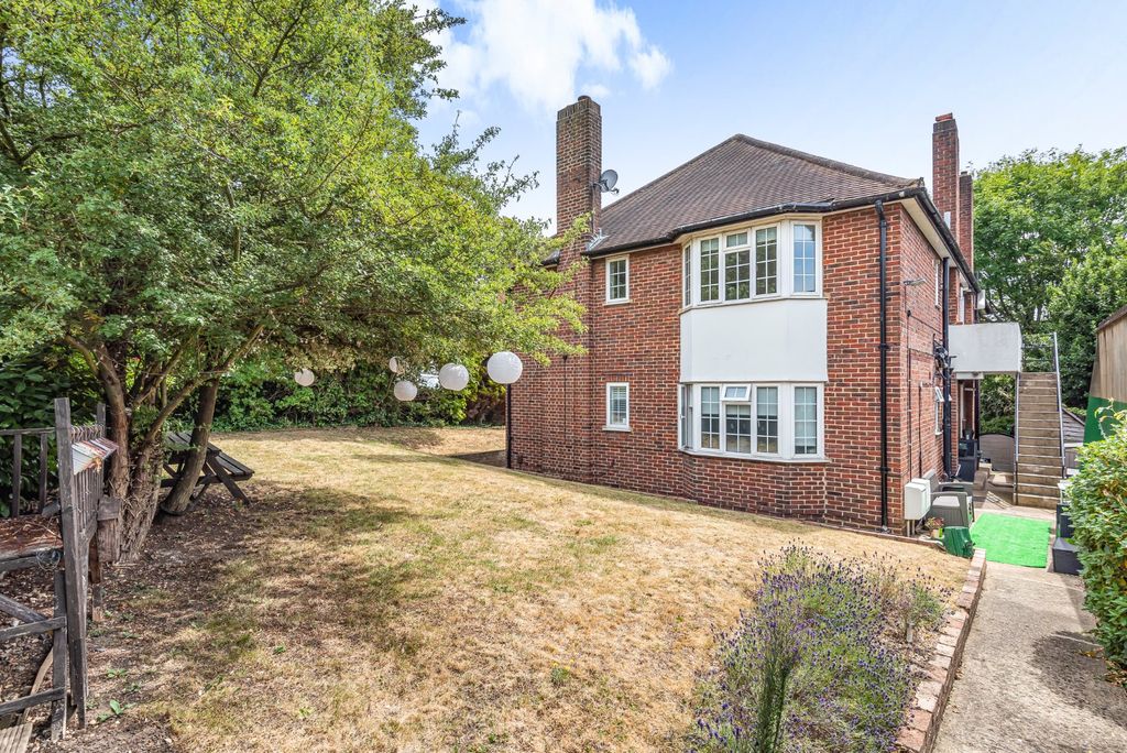Property photo 2 of 11 Picture No. 03