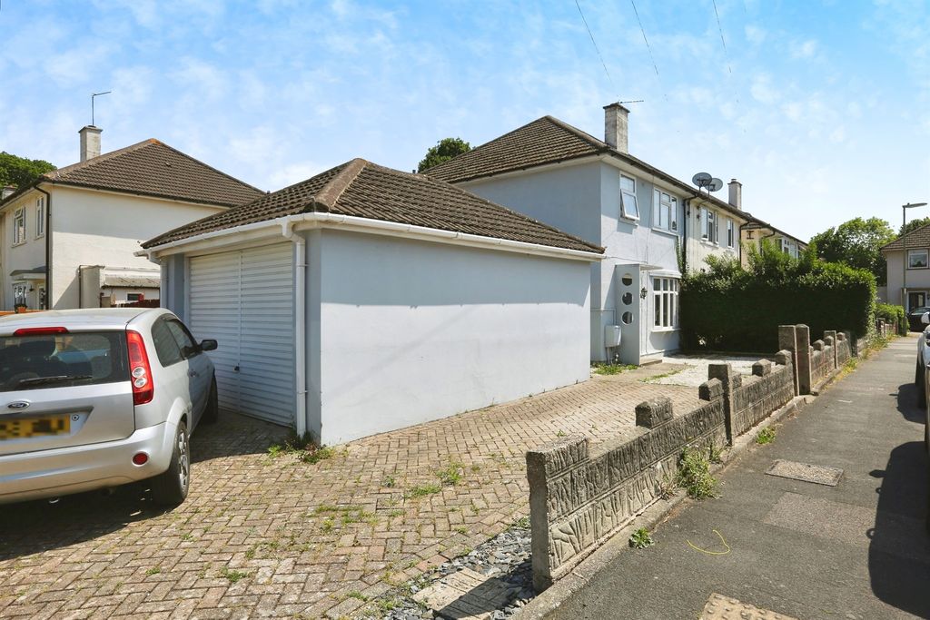 Property photo 1 of 15