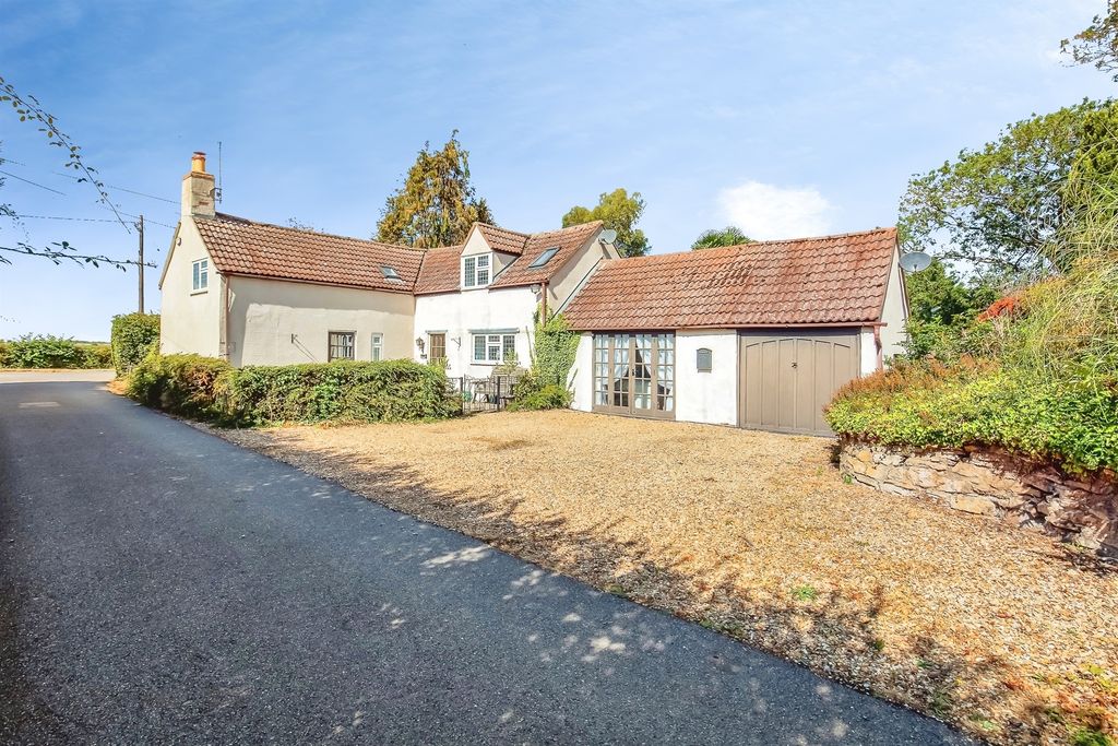 Property photo 1 of 19