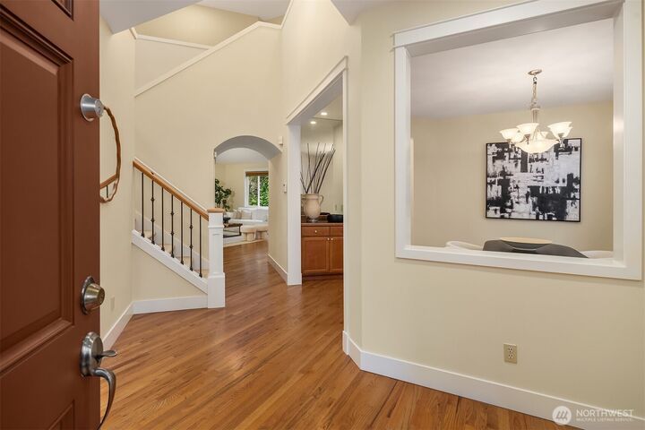 Property photo 2 of 38