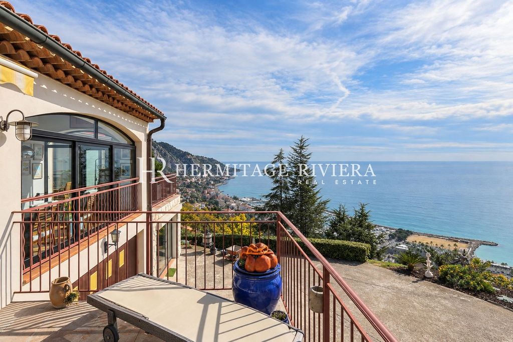 Property photo 1 of 23 Villa With Pool And 360° Panorama – Spectacular Views