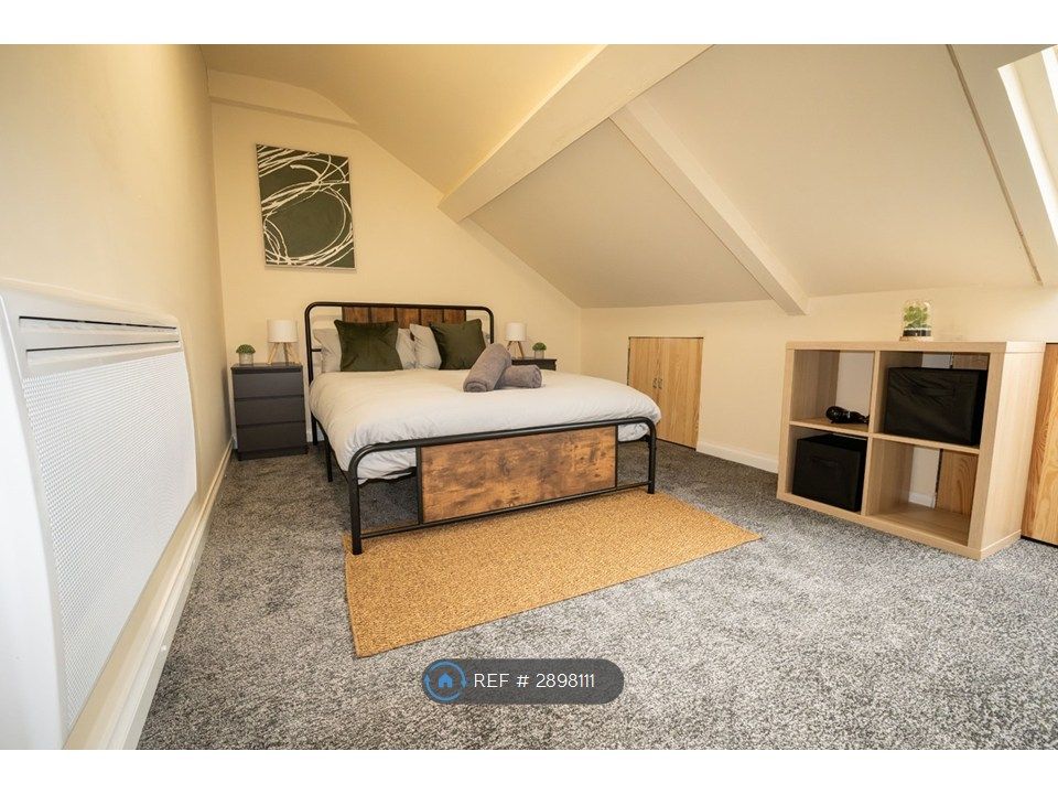 Property photo 1 of 23 Bedroom 4 (Double)