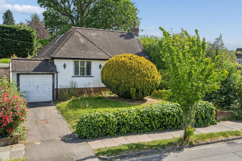 Property photo 2 of 14