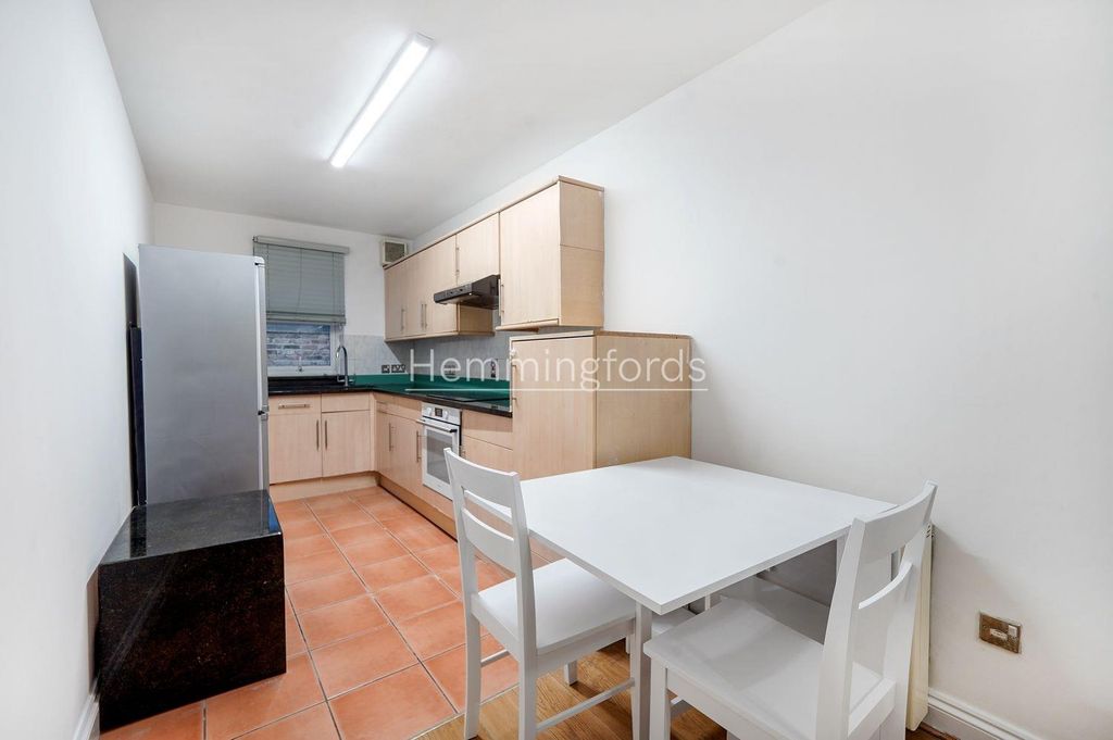 Property photo 3 of 12 14 Nazrul Street - Egng5Xk0Wy7Hdcbsrhdr.Jpg
