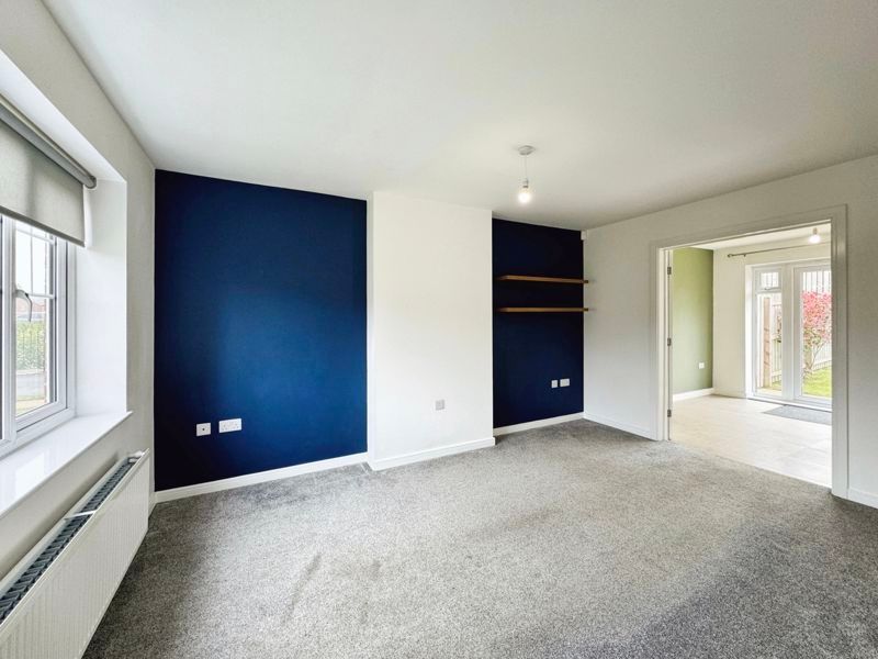 Property photo 3 of 14 Photo 14