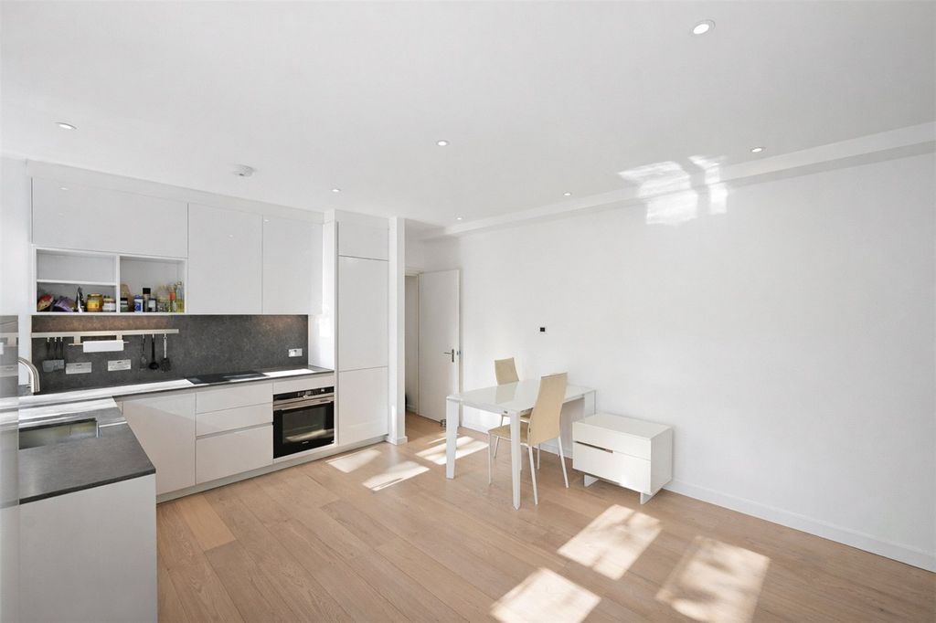 Property photo 1 of 7 Picture No. 10