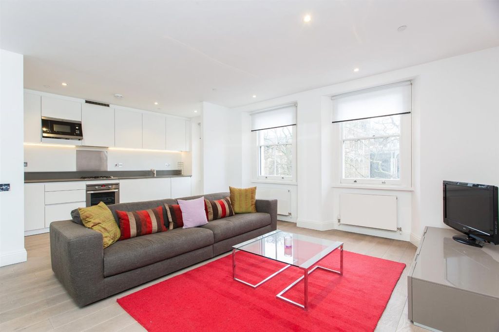 Property photo 1 of 7 7, 13 Cromwell Road 5.Jpg