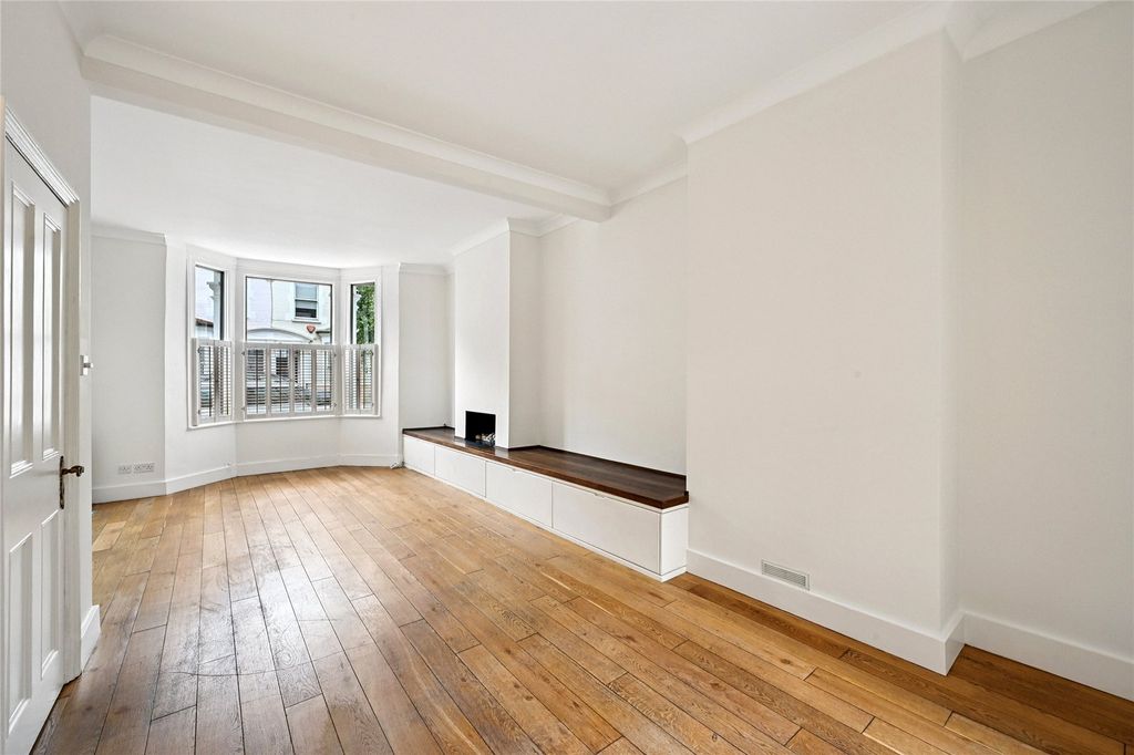 Property photo 2 of 17 Reception Room