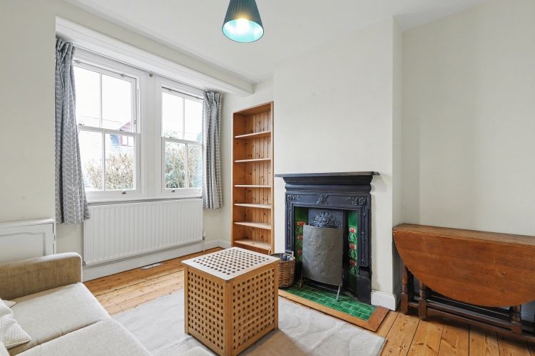 Property photo 2 of 8 322954