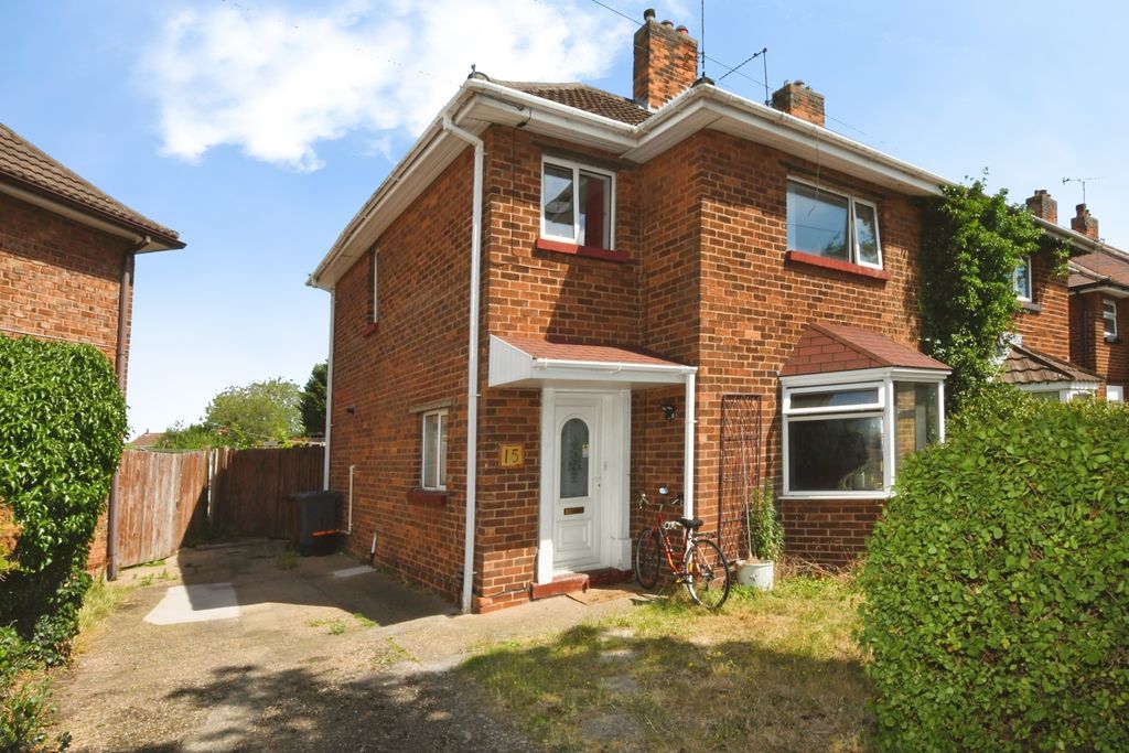 Property photo 1 of 25