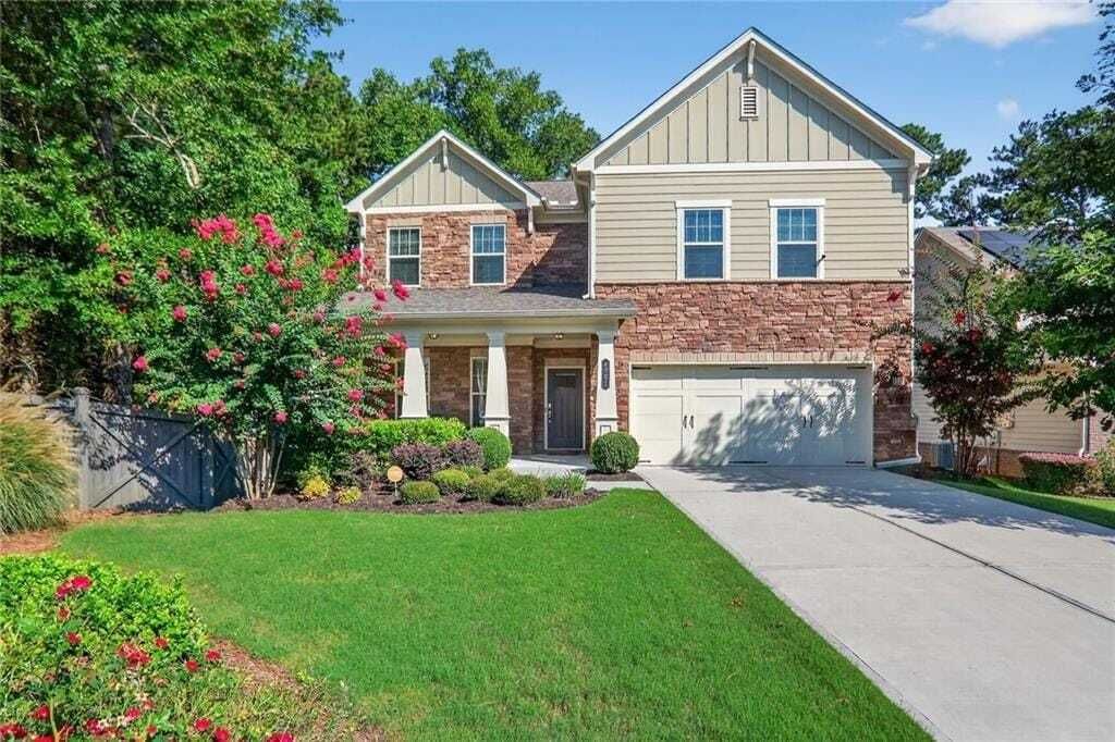 Property photo 1 of 31