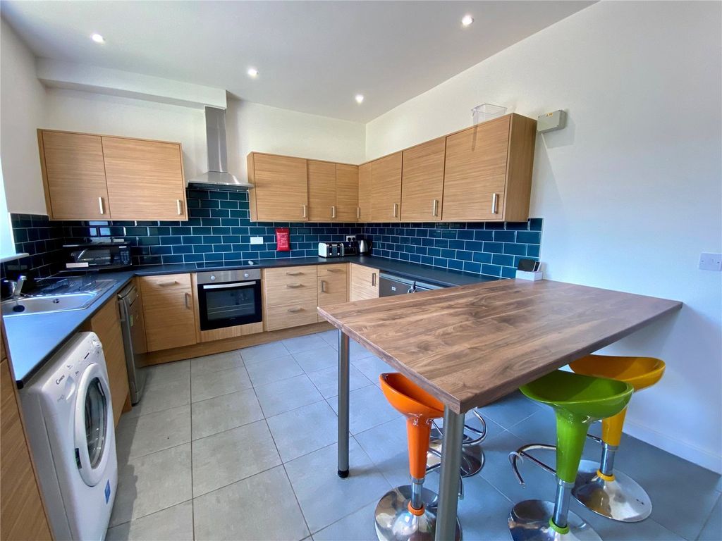 Property photo 3 of 16 Picture No. 33